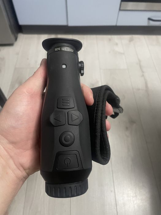 Тепловізор ZEISS