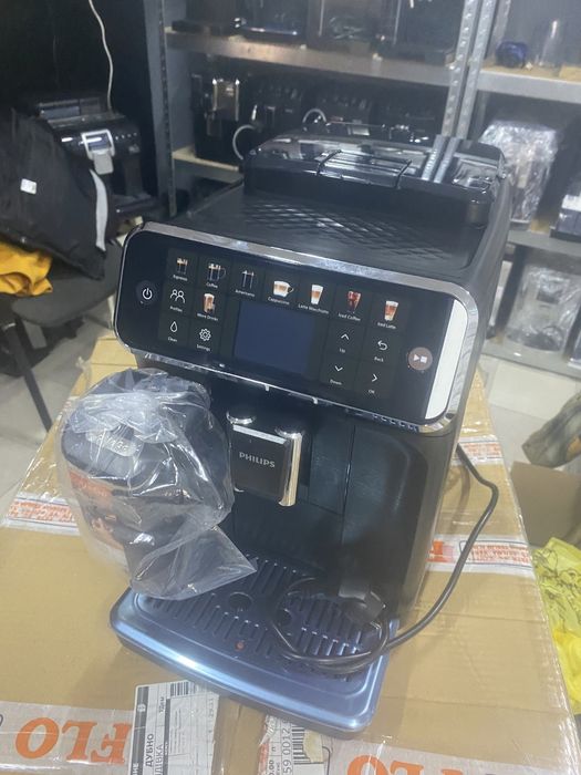 Philips LatteGo 5500, Кавомашина Philips LatteGo Series 5500 EP5547/90