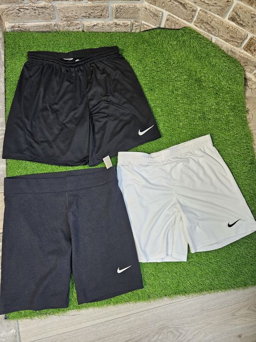 Продам фірмові шорти *Nike *