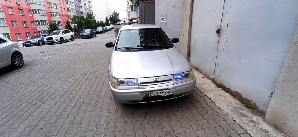 Продам двінашку на ходу