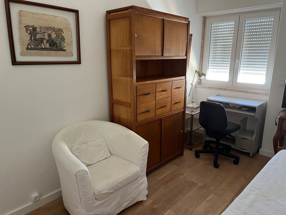 Quarto Simpático perto do Técnico