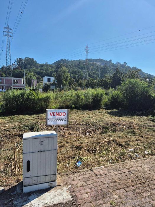 Vendo terreno para construção moradia - Palmeira(Braga)
