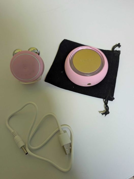 Рожеві Foreo BEAR mini та UFO mini