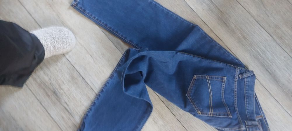 Spodnie jeans męskie nowe z metką