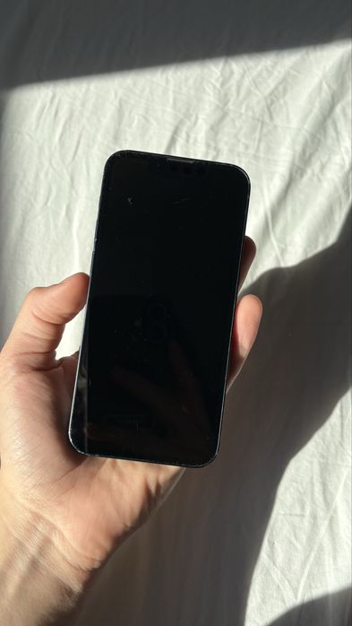 iPhone 13 mini + apple music