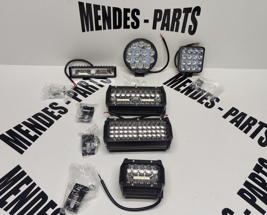Faróis led universais 4x4 moto