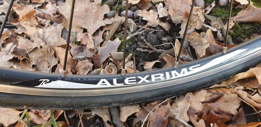 Rower szosowy Merida Ride 300_rozm.S/M_165-180 cm