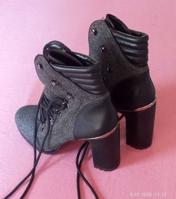 Buty damskie botki DKNY 40