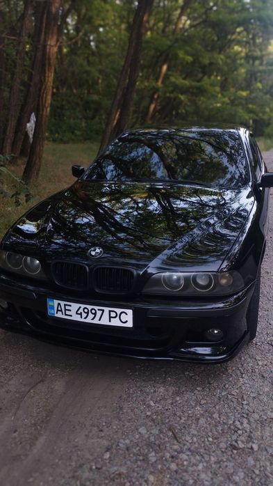 Продам бмв е39 м52б28