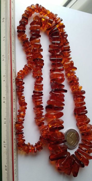 Zawieszka wisior naszyjnik świat Bursztynu antyki prl Bytom