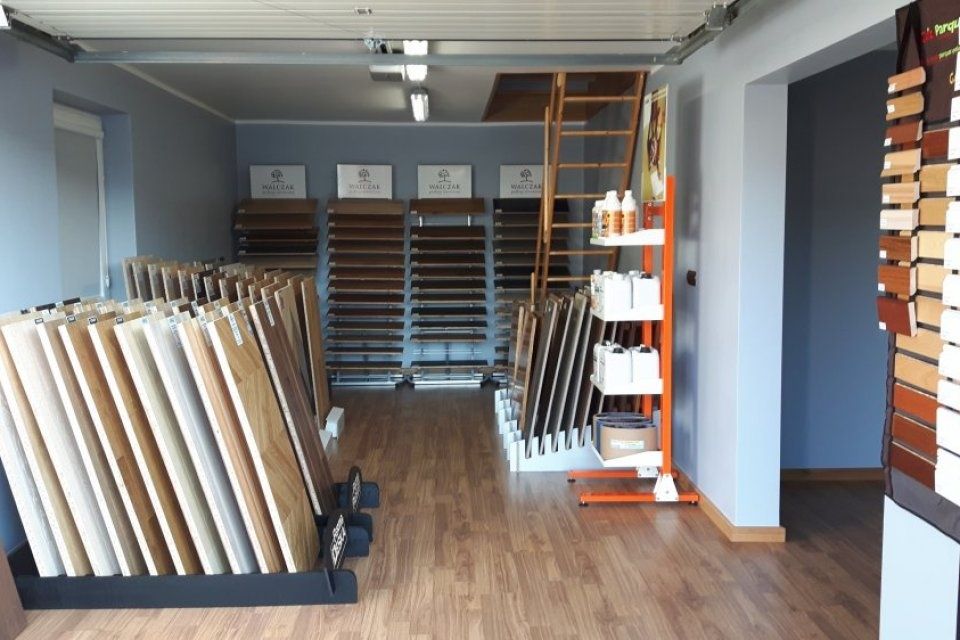 Parkiety podłogi cyklinowanie