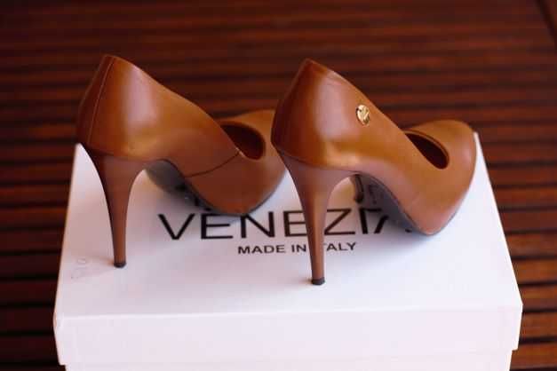 Szpilki buty VENEZIA