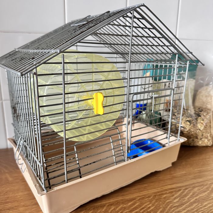 Все для хомʼячка або іншого гризуна (клітка, поїлка, колесо, корм)