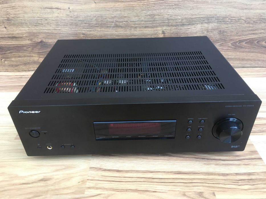 Amplituner PIONEER SX-20DAB