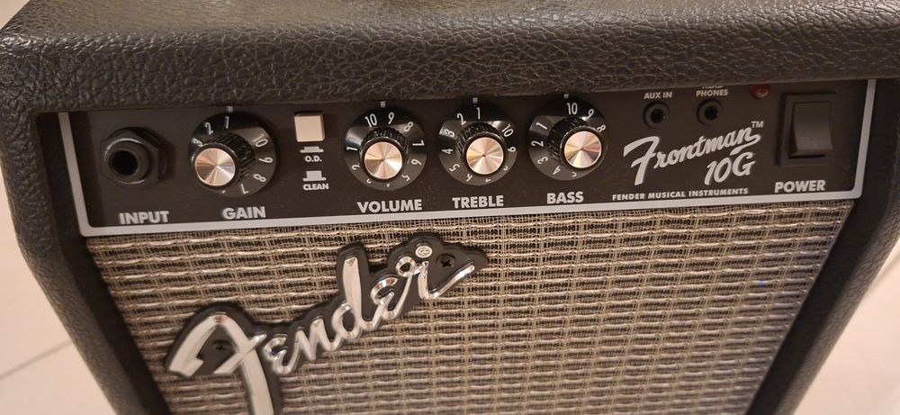 Amplificador de guitarra Fender Frontman 10G