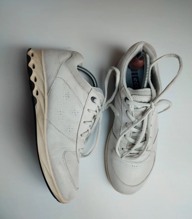 Sneakersy skórzane ECCO rozmiar 36