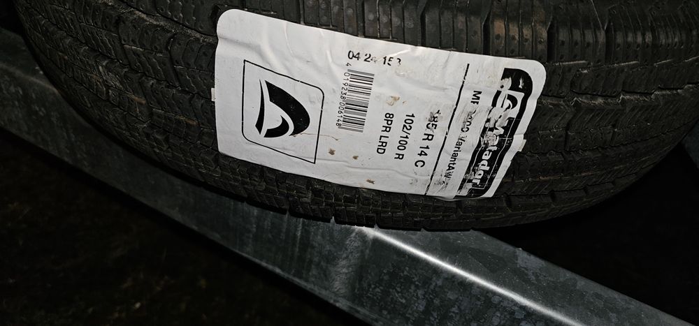 Причіп новий двовісний URSA