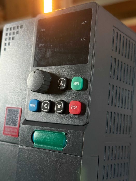 Преобразователь частоты 7.5 кВт для ліфтів, насосів, верстатів, мотор