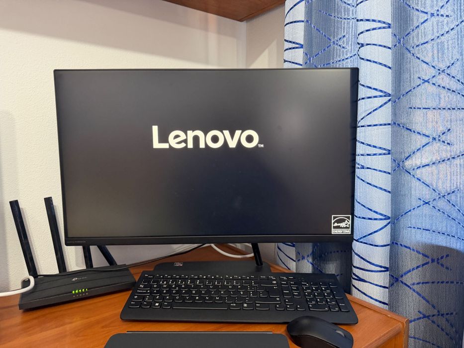 Computador All-in-One Lenovo