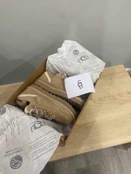 UGG Lowmel Sand R.36