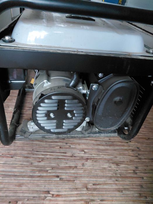 Генератор Honda mx5500ux