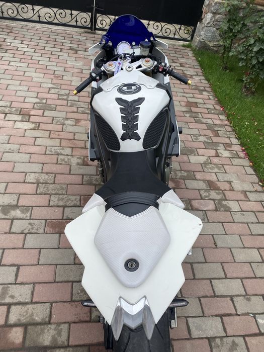 BMW S1000RR 2013 рік