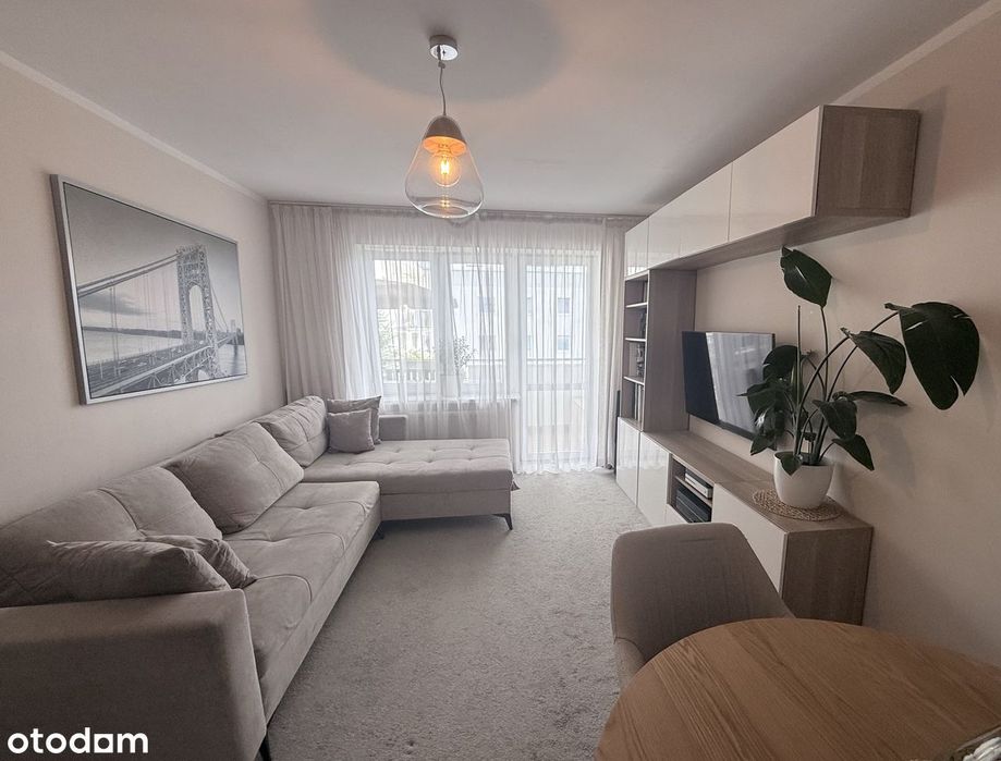 65 m², 3 pokoje, duża loggia, spokojna lokalizacja