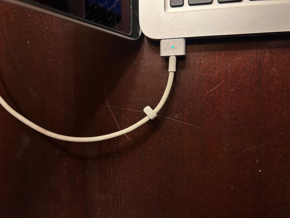 MacBook Pro 13.3” - 16Gb/ 256 Gb Flash - A1502