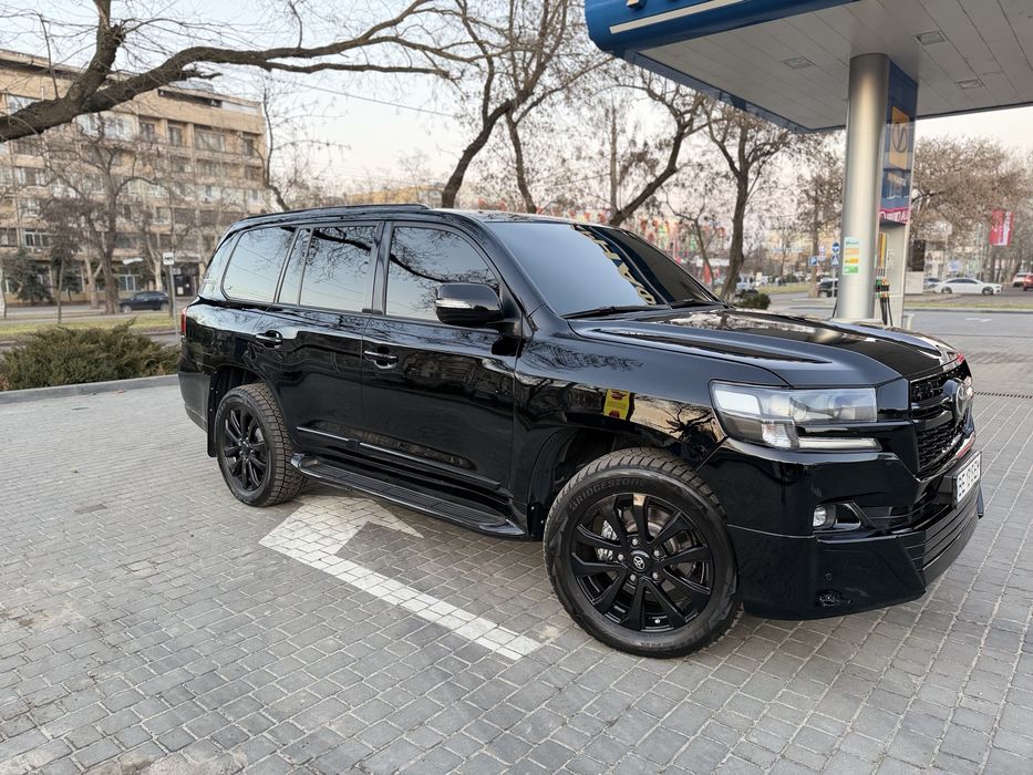 Продам ленд крузер  200