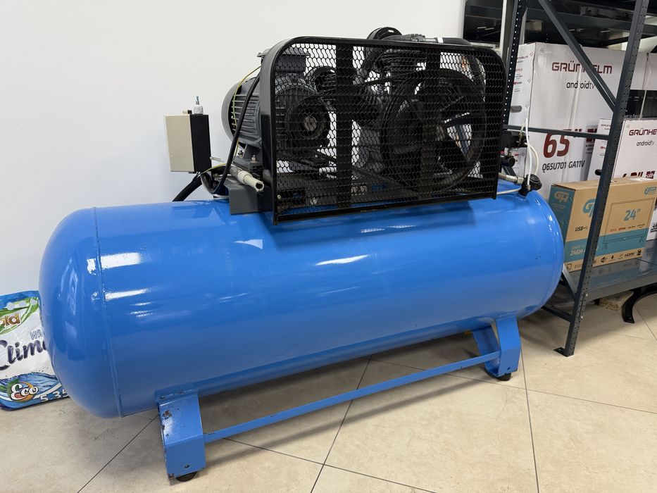 Поршневой компрессор DALGAKIRAN EccoAir 7.5 500