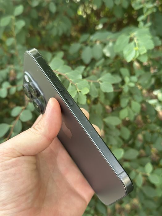 Продам IPhone 16 PRO 128 Neverlock