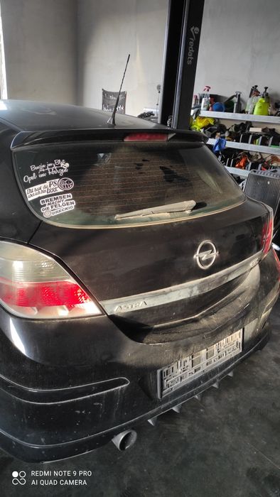 Opel Astra H GTC klapa tylna Z20R lotka
