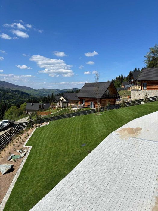 Trawa rozwijana z rolki