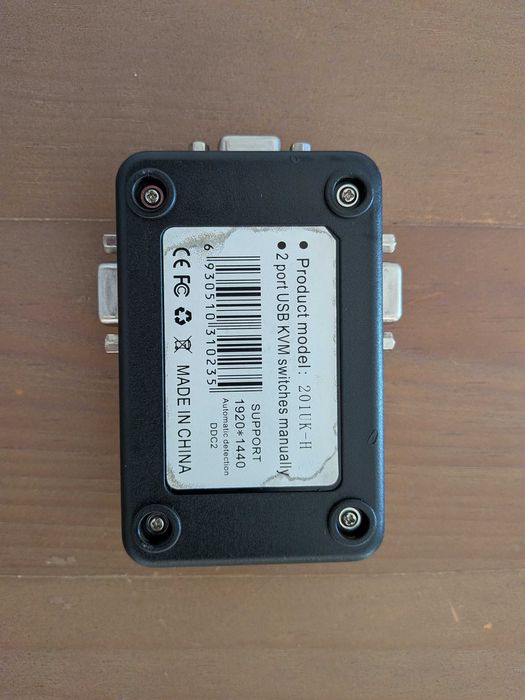 Switch KVM 2 Portas USB VGA (Modelo 201UK-H)