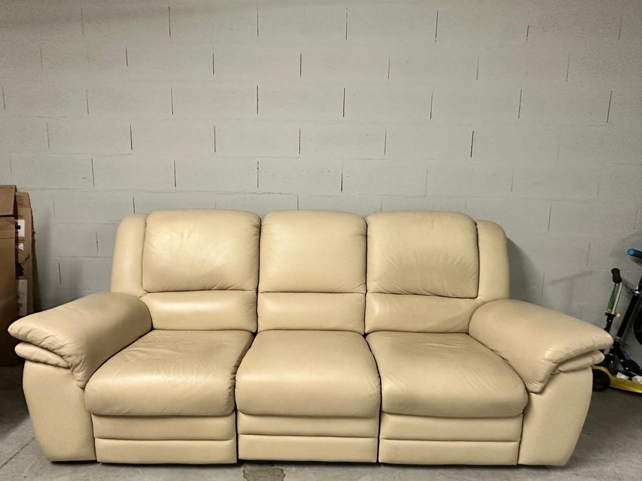 Conjunto 2 Sofás Château d’Ax em Pele Genuína – 2 + 3 Lugares – 2 Relax