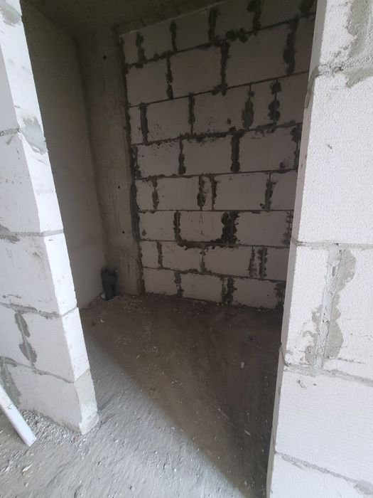 Фасадне комерційне приміщення в новобудові ЖК Київ ( вул. СМАКУЛИ ) 70м2 - More