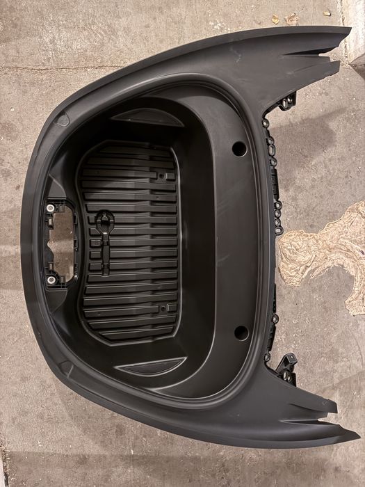 Вкладиш / Корито переднього багажника Tesla Model 3 — Оригінал б/у