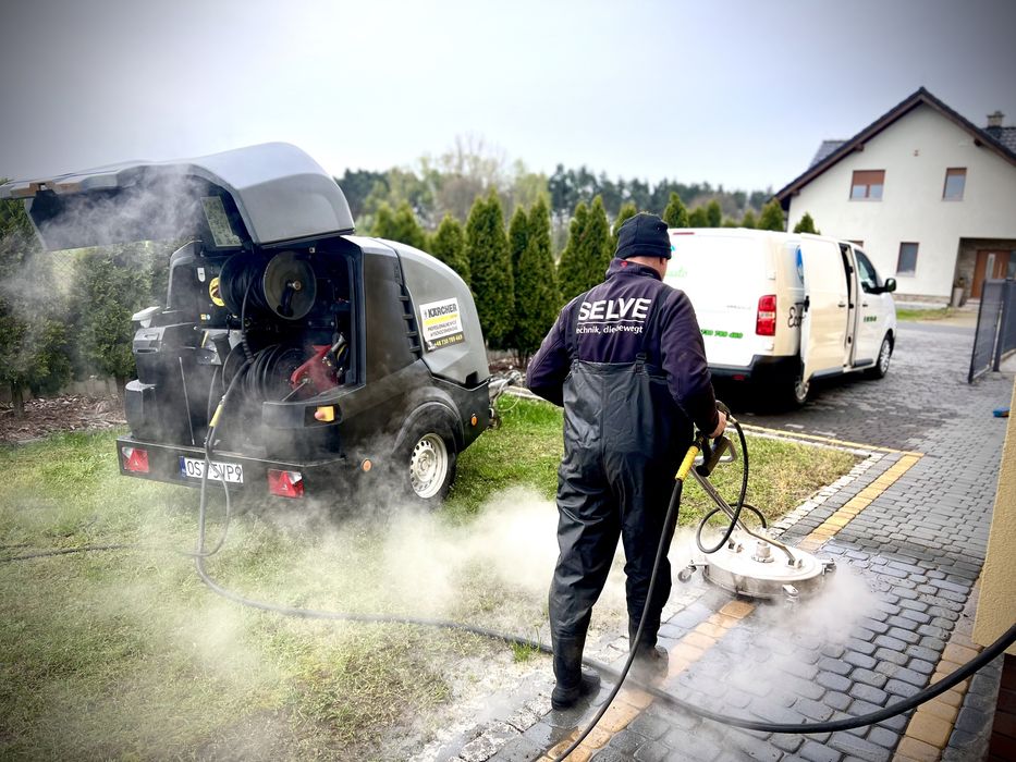 Mycie - czyszczenie kostki brukowej elewacji dachu goracą wodą Opole