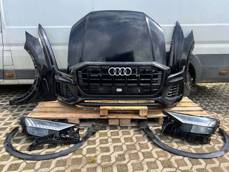 Кришка багажніка Audi Q8 запчастини ауді ку8 запчасти