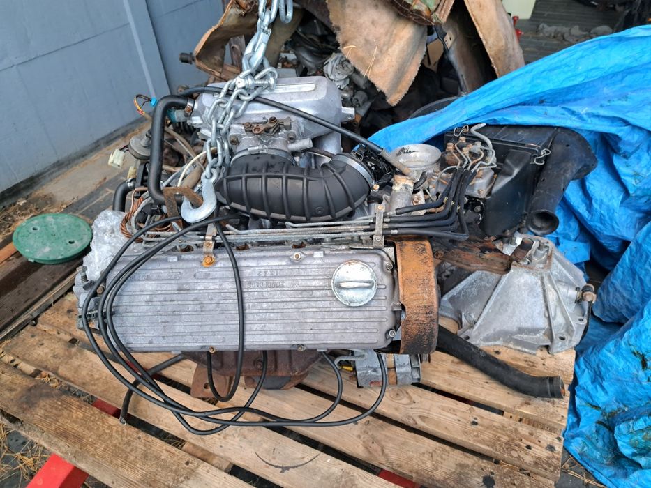 Ratujemy Klasyki Porsche 924 944 części