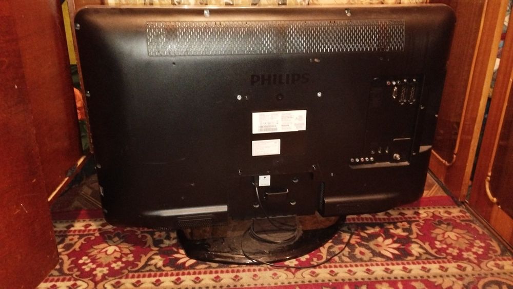 телевізор плазма  Philips 37PFL5604H