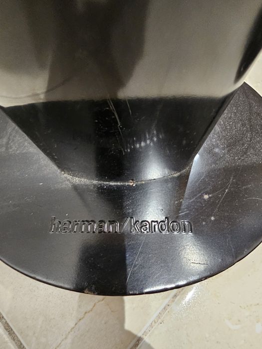 Colunas som Harman Kardon