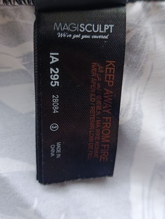 Купальник суцільний  р.M.