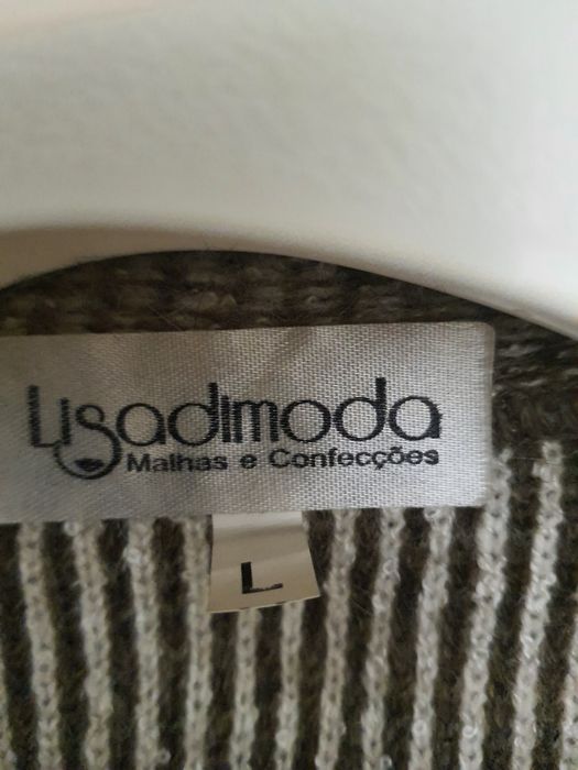 Casaco de malha estilo clássico