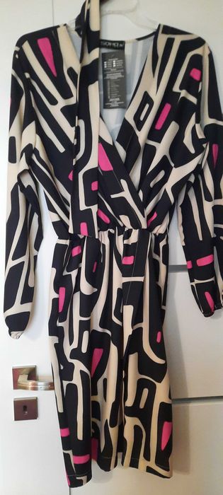 Nowa sukienka elegancka wizytowa