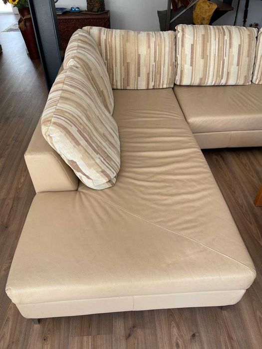 Sofá com Chaise-Longue