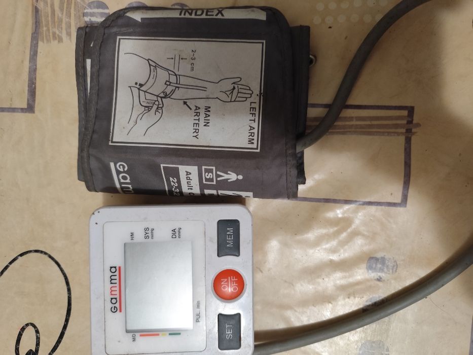 Тонометр Gamma — електронний, зручний, б/в