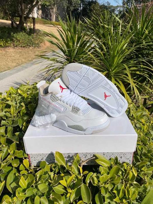 Jordan_4_Retro_White_Oreo_Rozmiar 37.5