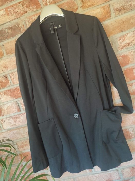 Dłuższa marynarka Stradivarius rozmiar S