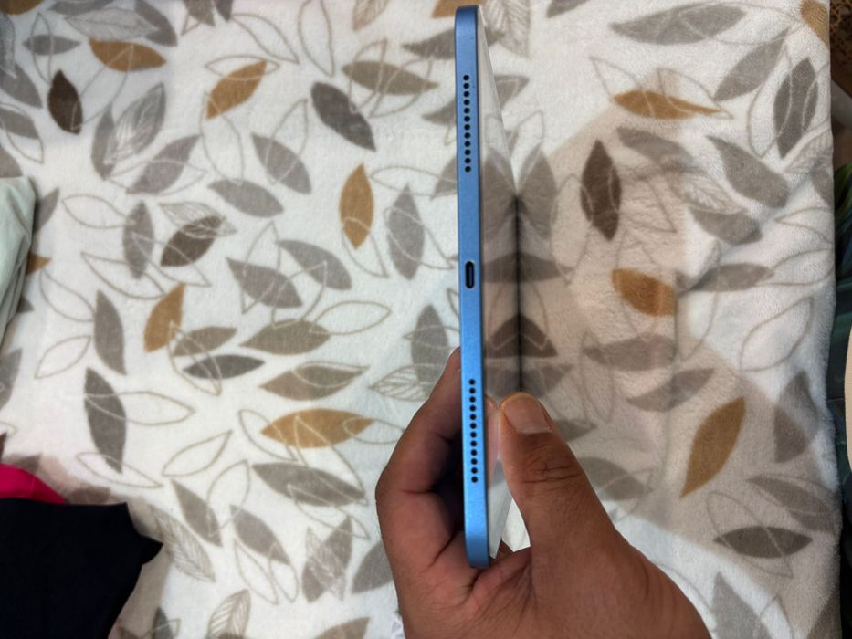 iPad 64 GB Table497765440375367684